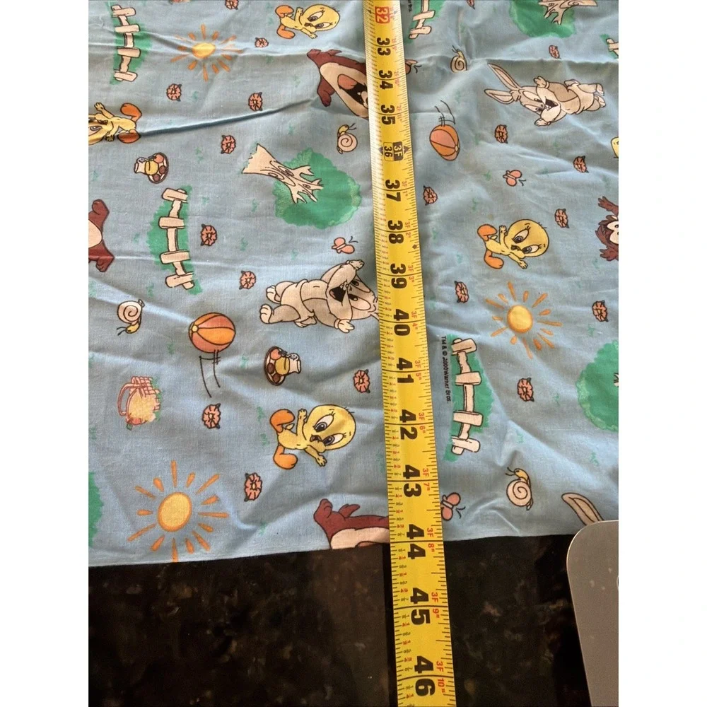 Baby Looney Tunes Vintage Fabric 2000 Warner Bros Nursery 44x38 Taz Tweety Bugs